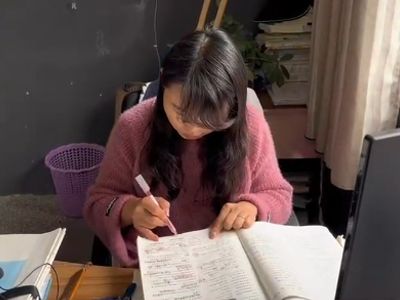 副校長(zhǎng)盧利娟的日常工作